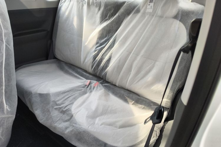 吉利银河 熊猫 2025款 210km 元气熊中控内饰7004