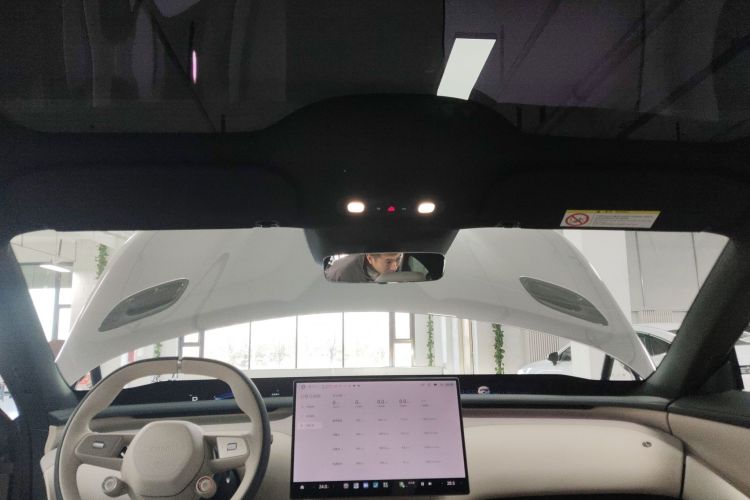 小米汽车 小米YU7 2025款 超长续航后驱版局部细节22