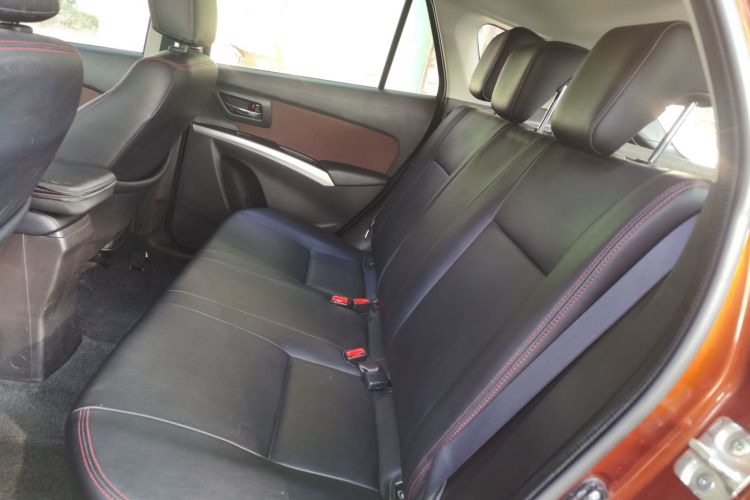 铃木 骁途 2017款 1.6L CVT两驱都市时尚型中控内饰21