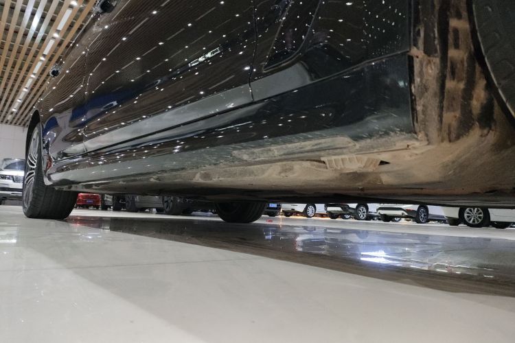 宝马5系 2018款 530Li xDrive M运动套装局部细节9001