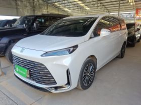 别克GL8新能源 2025款 陆尚 先享版 7座