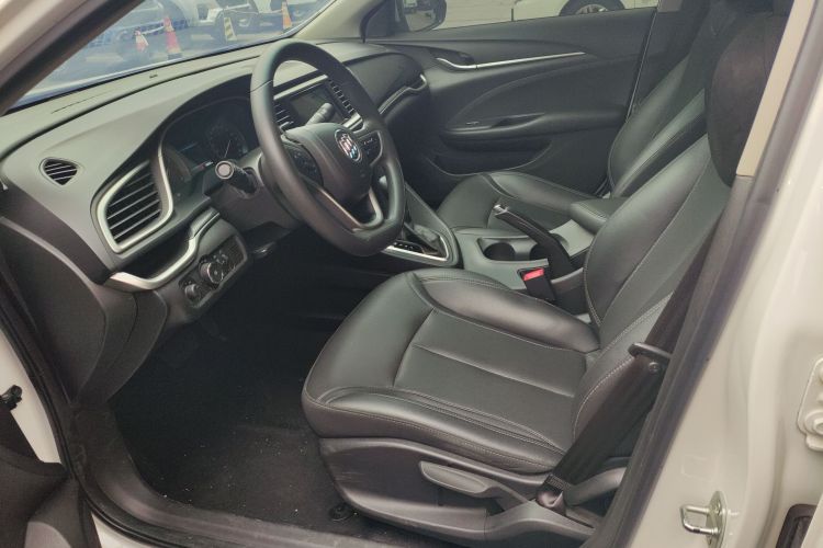 别克 英朗 2021款 改款 典范 1.5L 自动精英型中控内饰19