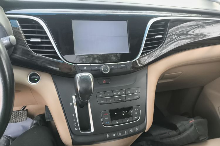 别克GL8 2017款 ES 28T 尊享型 国V局部细节16