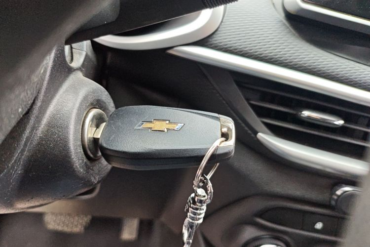 雪佛兰 创酷 2019款 Redline 335T CVT潮版 国VI中控内饰11