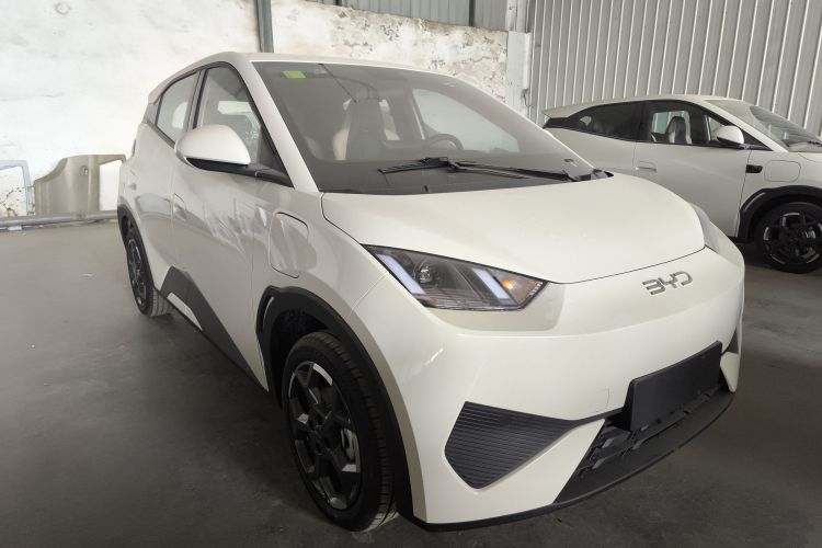 比亚迪 海鸥 2025款 智驾版 405km 自在版车身外观3