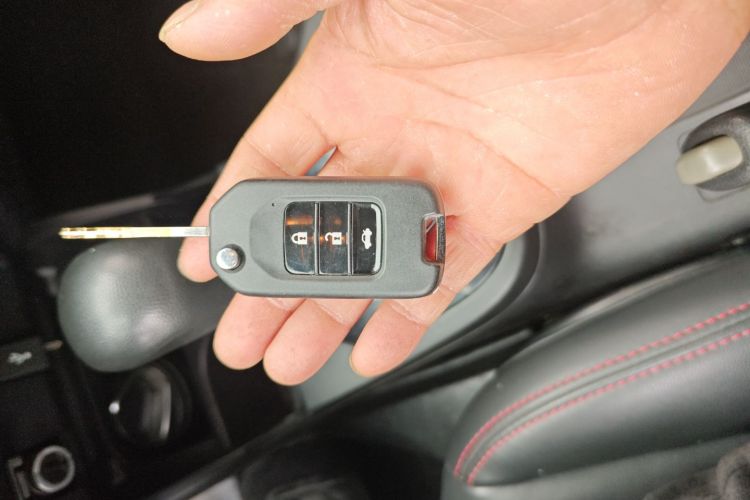 本田 飞度 2016款 1.5L LXS CVT舒适天窗版中控内饰7001