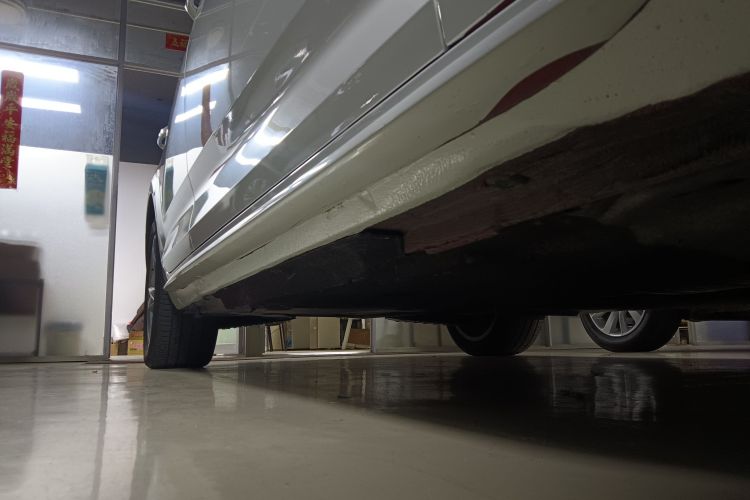 奥迪A4L 2017款 Plus 40 TFSI 进取型局部细节9001