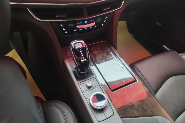 凯迪拉克CT6 2022款 28T 豪华型局部细节18