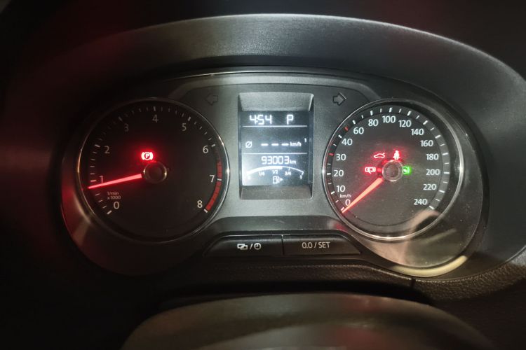 大众 Polo 2016款 1.6L 自动舒适型中控内饰15