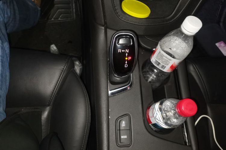 凯迪拉克XT5 2018款 25T 豪华型中控内饰18