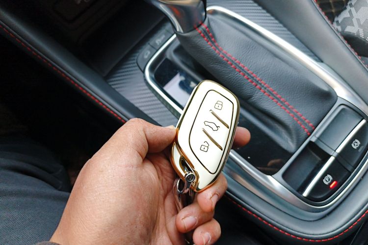 名爵ZS 2020款 180DVVT 自动UP中控内饰11