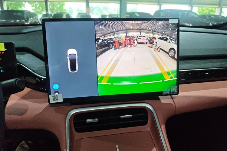 吉利银河 银河L6 2025款 EM-i 60km 启航版中控内饰16