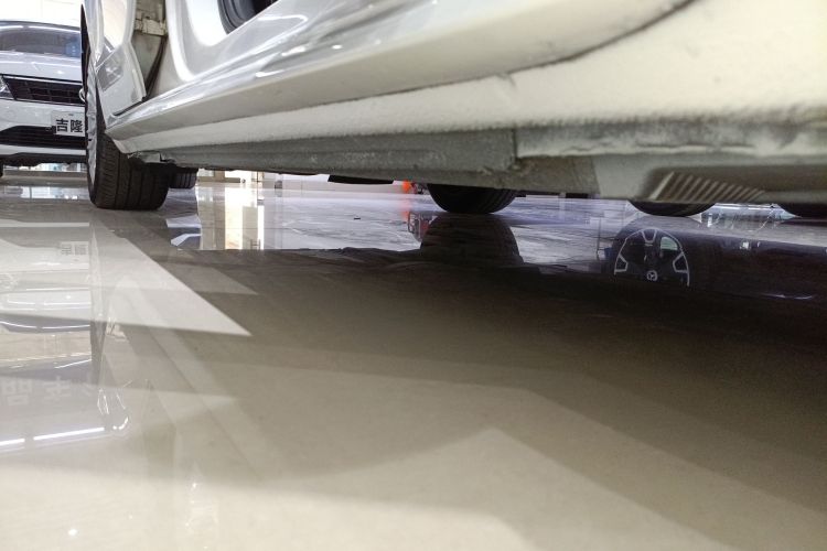 奥迪A4L 2015款 35 TFSI 自动舒适型局部细节9001