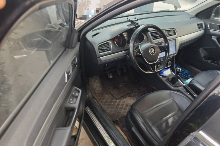 大众 朗逸 2015款 1.6L 手动舒适版中控内饰20