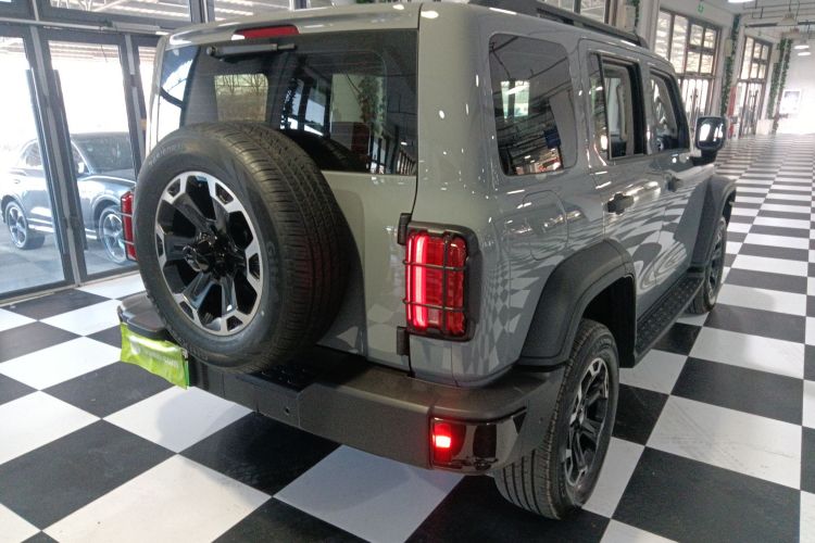 坦克300新能源 2025款 Hi4-T车身外观7