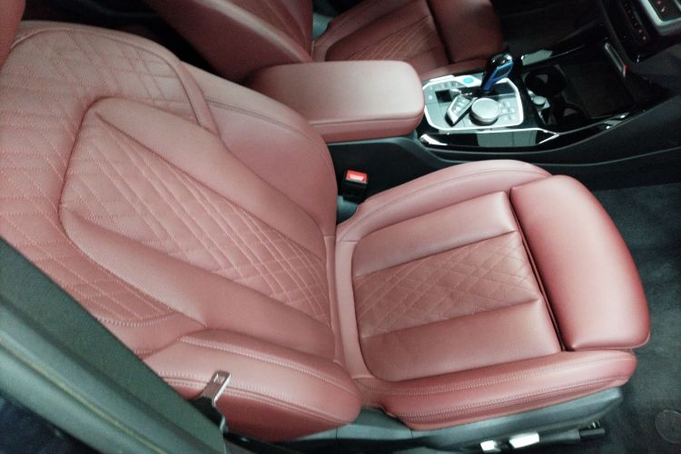 宝马iX3 2022款 创领型局部细节41