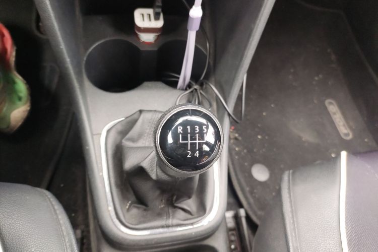 大众 Polo 2014款 1.4L 手动舒适版中控内饰18