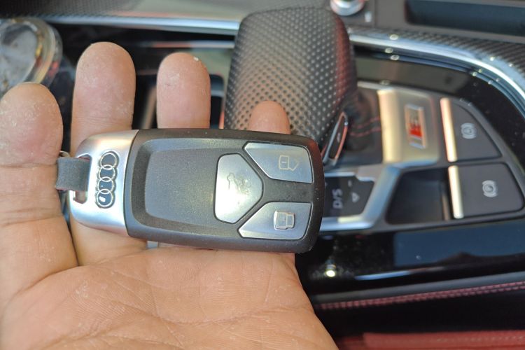 奥迪S4 2023款 S4 Avant 3.0TFSI中控内饰7001