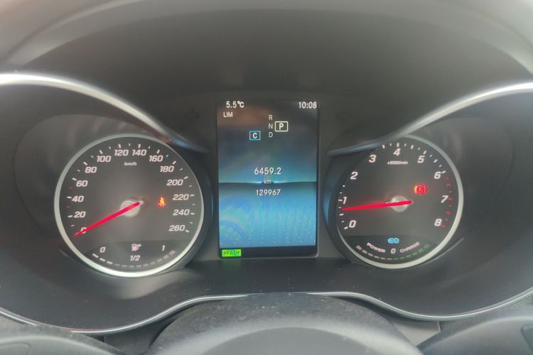 奔驰C级 2019款 C 260 L 运动版中控内饰14