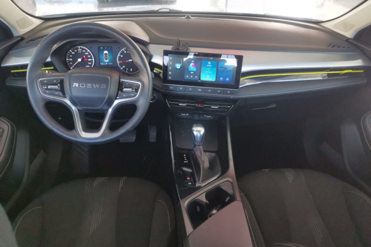 荣威i5 2021款 1.5L CVT铂金版中控内饰12