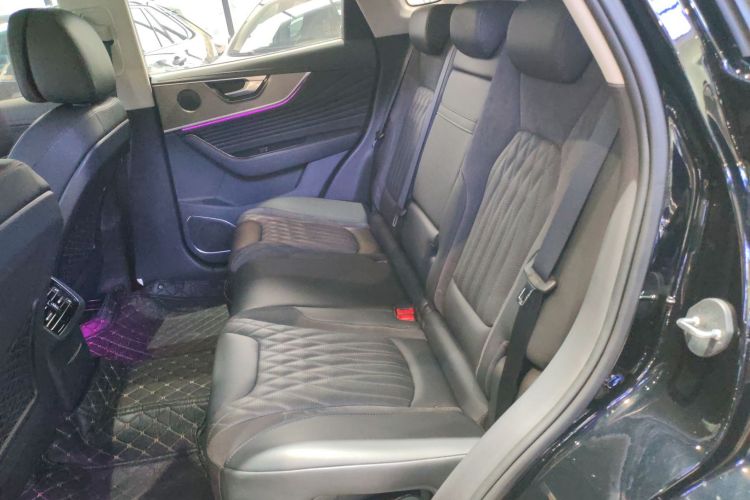 红旗HS5 2023款 2.0T 旗享Pro版中控内饰21