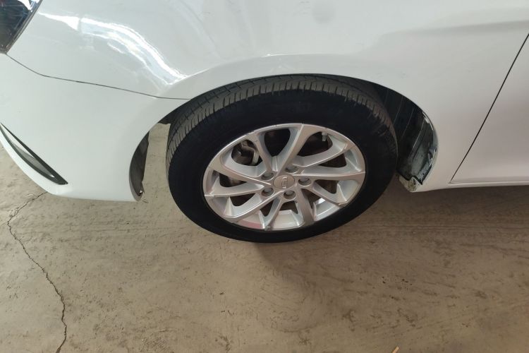 吉利汽车 帝豪 2021款 UP 1.5L CVT豪华型车身外观6007