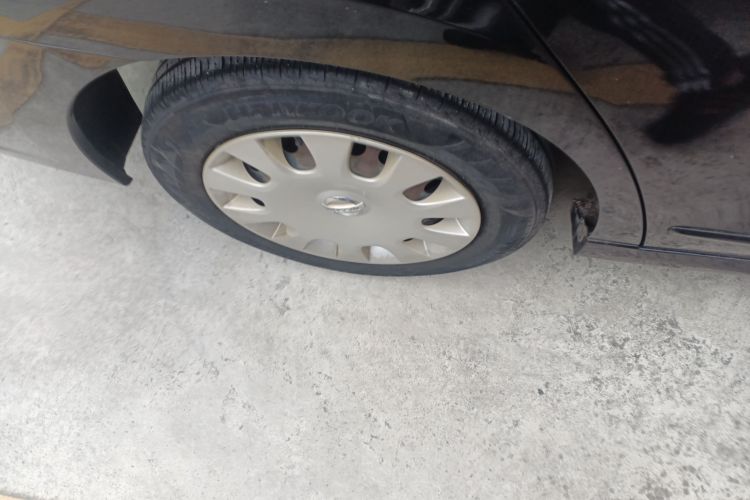 日产 轩逸 2012款 经典 1.6XE 自动舒适版车身外观6008