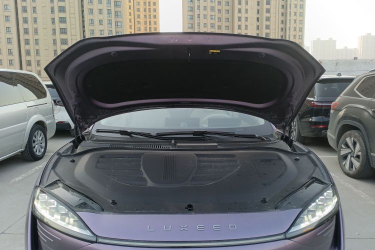 鸿蒙智行 智界R7 2025款 增程 251km Max局部细节24