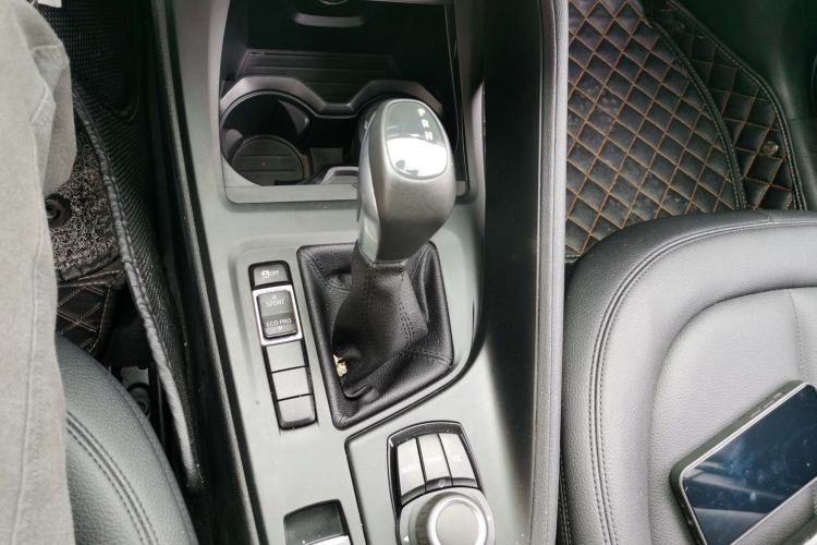 宝马X1 2016款 sDrive18Li 时尚型中控内饰18