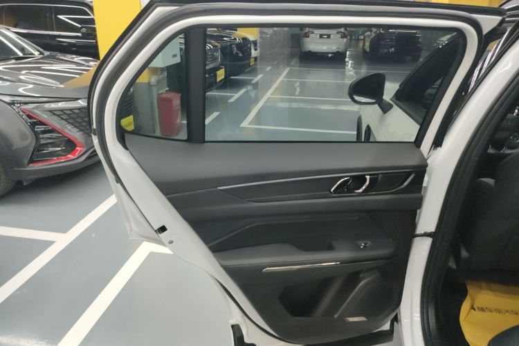 领克01 2023款 1.5TD EM-F PM中控内饰7008