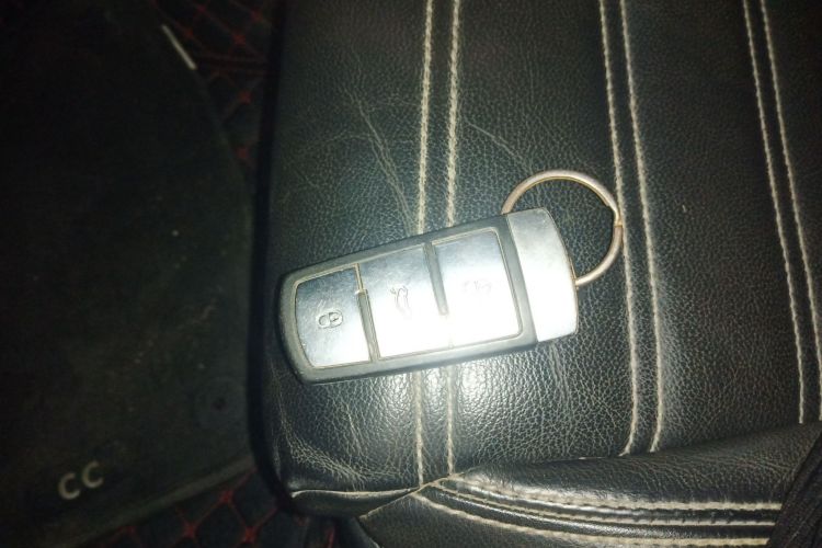 一汽-大众CC 2016款 1.8TSI 尊贵型中控内饰11