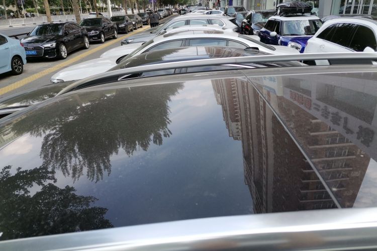 奔驰GLC 2024款 GLC 260 L 4MATIC 豪华型 5座局部细节57