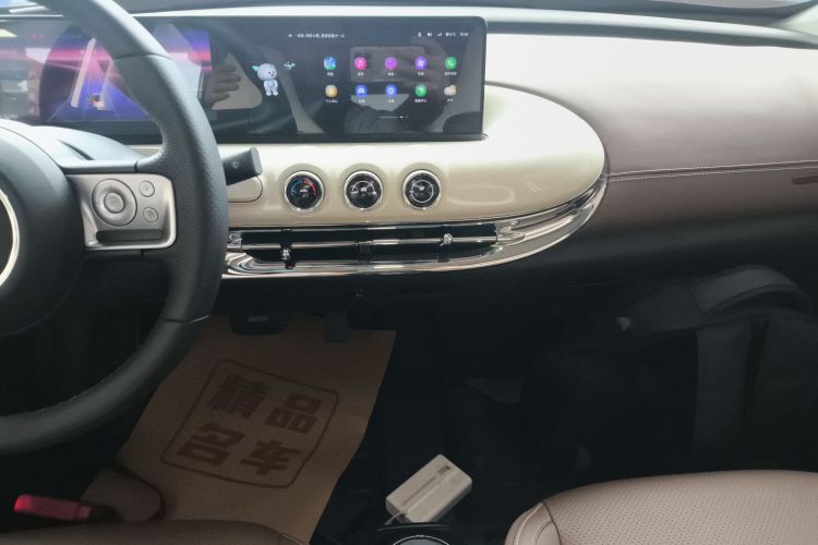 五菱汽车 五菱缤果 2024款 333km 灵犀互联款中控内饰16