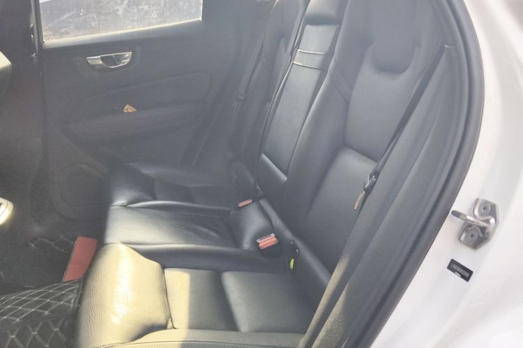 沃尔沃XC60 2019款 T5 四驱智远版 国V中控内饰21