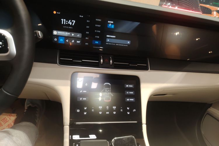 理想汽车 理想ONE 2021款 增程6座版中控内饰16