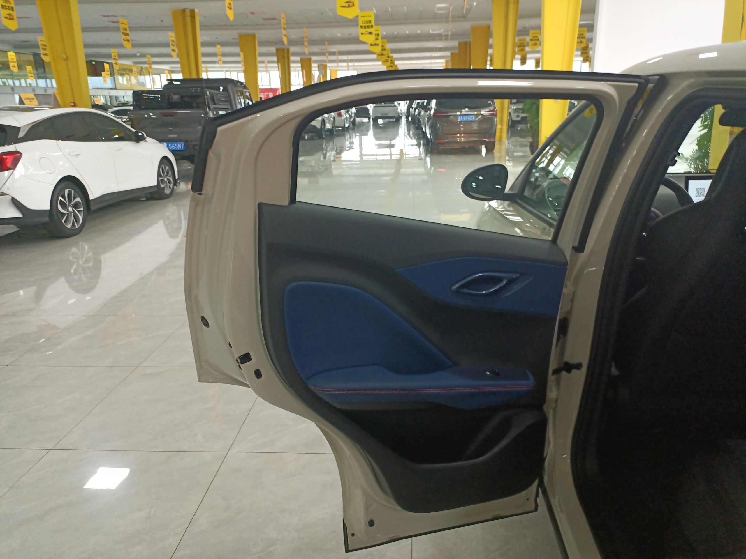 比亚迪 海鸥 2025款 305km 活力版