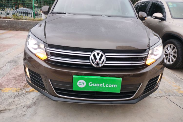 大众 途观 2015款 1.8TSI 自动四驱豪华型车身外观2