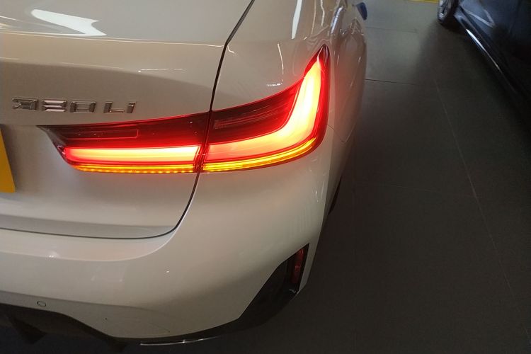 宝马3系 2024款 320Li M运动套装车身外观9