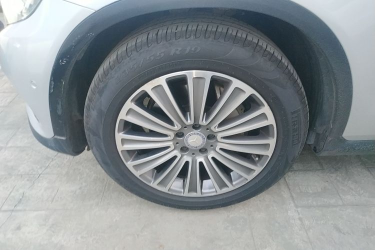 奔驰GLC 2016款 GLC 260 4MATIC 动感型车身外观6007