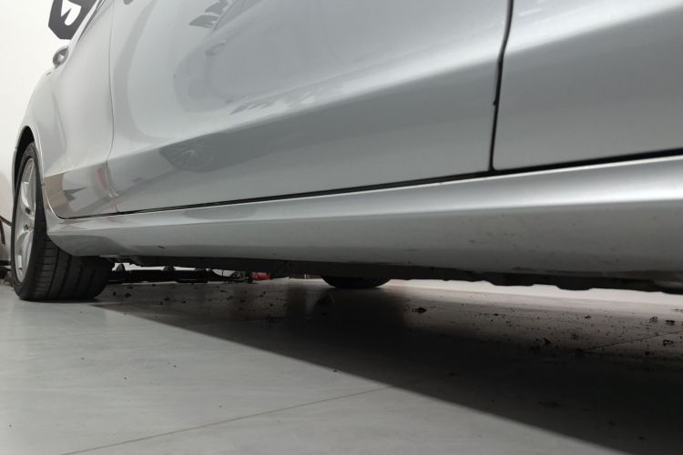 奔驰CLS 2013款 CLS 350 猎装时尚型机舱底盘29