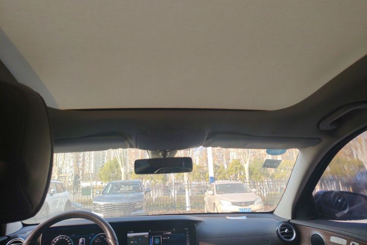 奔驰E级 2019款 改款 E 300 L 时尚型局部细节22