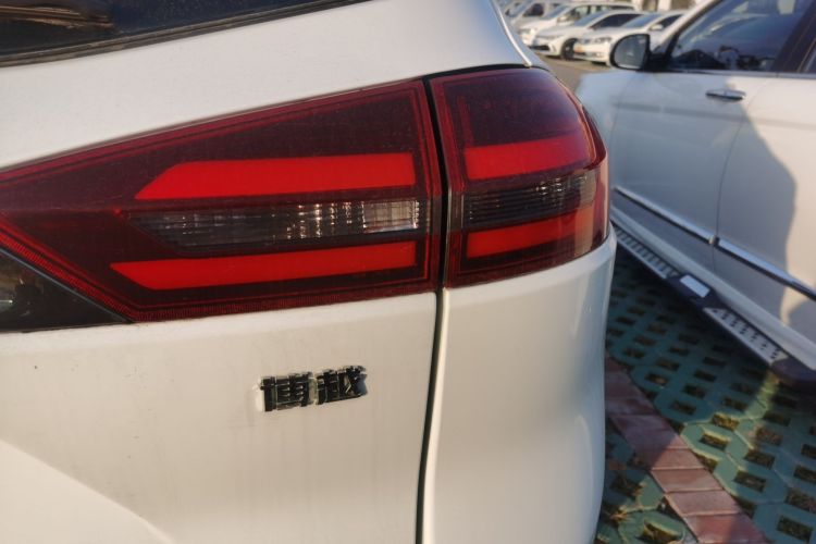 吉利汽车 博越 2018款 1.8TD 自动两驱智联型4G互联版车身外观6006