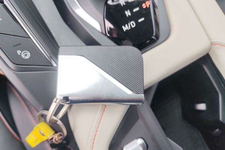 领克06 2020款 1.5T 耀Halo中控内饰11