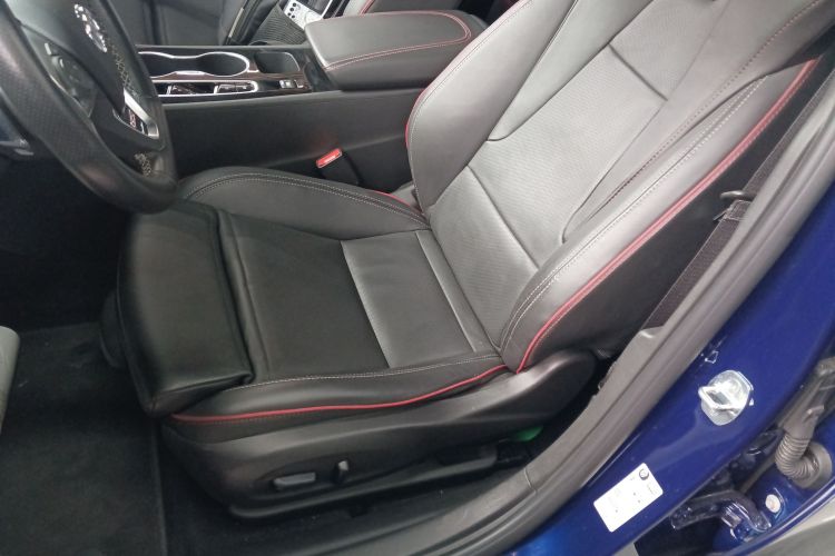 别克 君威 2021款 GS 28T 精英型局部细节19