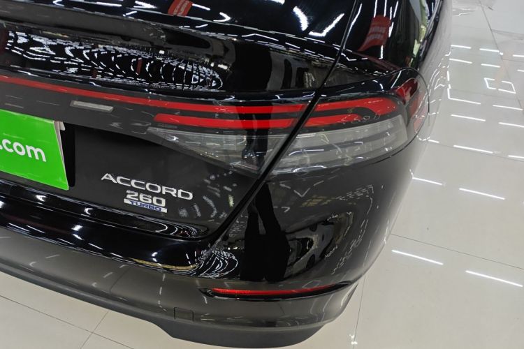 本田 雅阁 2023款 260TURBO 智享版车身外观6006