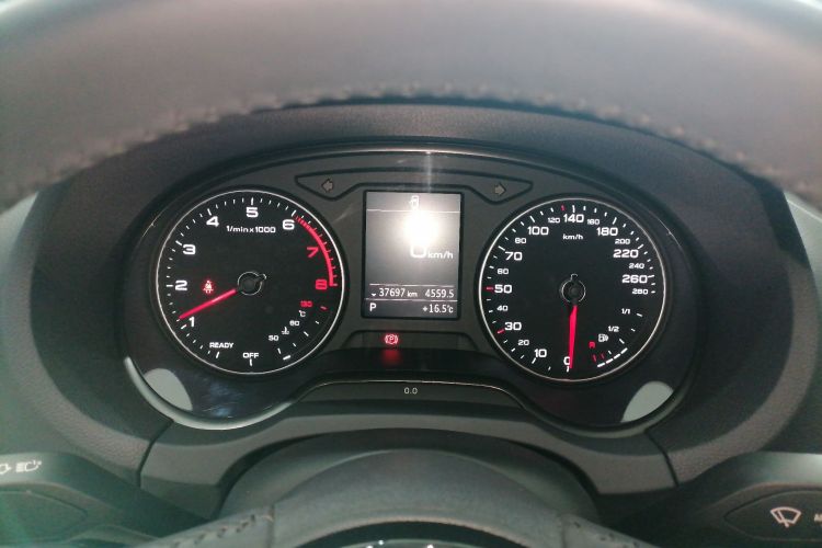 奥迪A3 2020款 Sportback 35 TFSI 时尚型 国VI中控内饰14