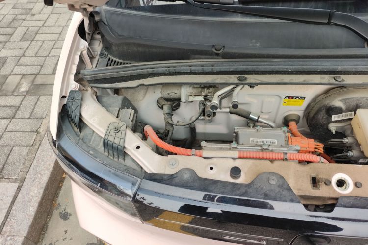 五菱汽车 宏光MINIEV 2022款 马卡龙时尚款 三元锂局部细节9006