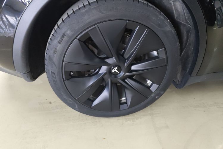 特斯拉 Model Y 2022款 改款 后轮驱动版车身外观6007