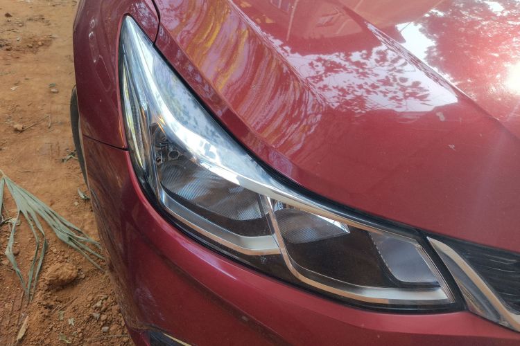 雪佛兰 科鲁兹 2018款 320 自动先锋天窗版车身外观8