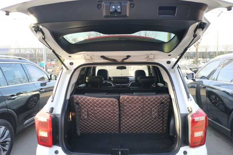 广汽传祺 传祺GS8 2017款 320T 两驱豪华智联版（七座）机舱底盘23